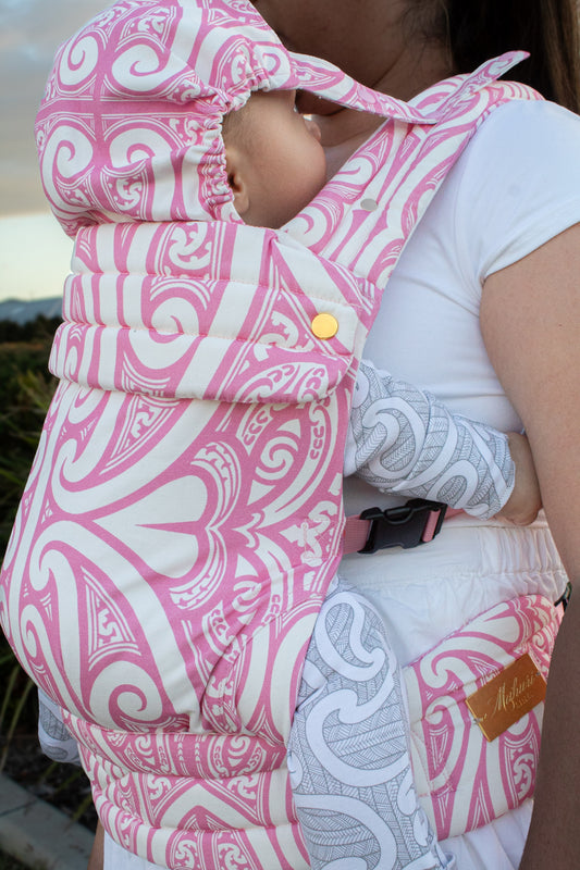 Te Pīkau Āhuru | Ergonomic carrier Māwhero